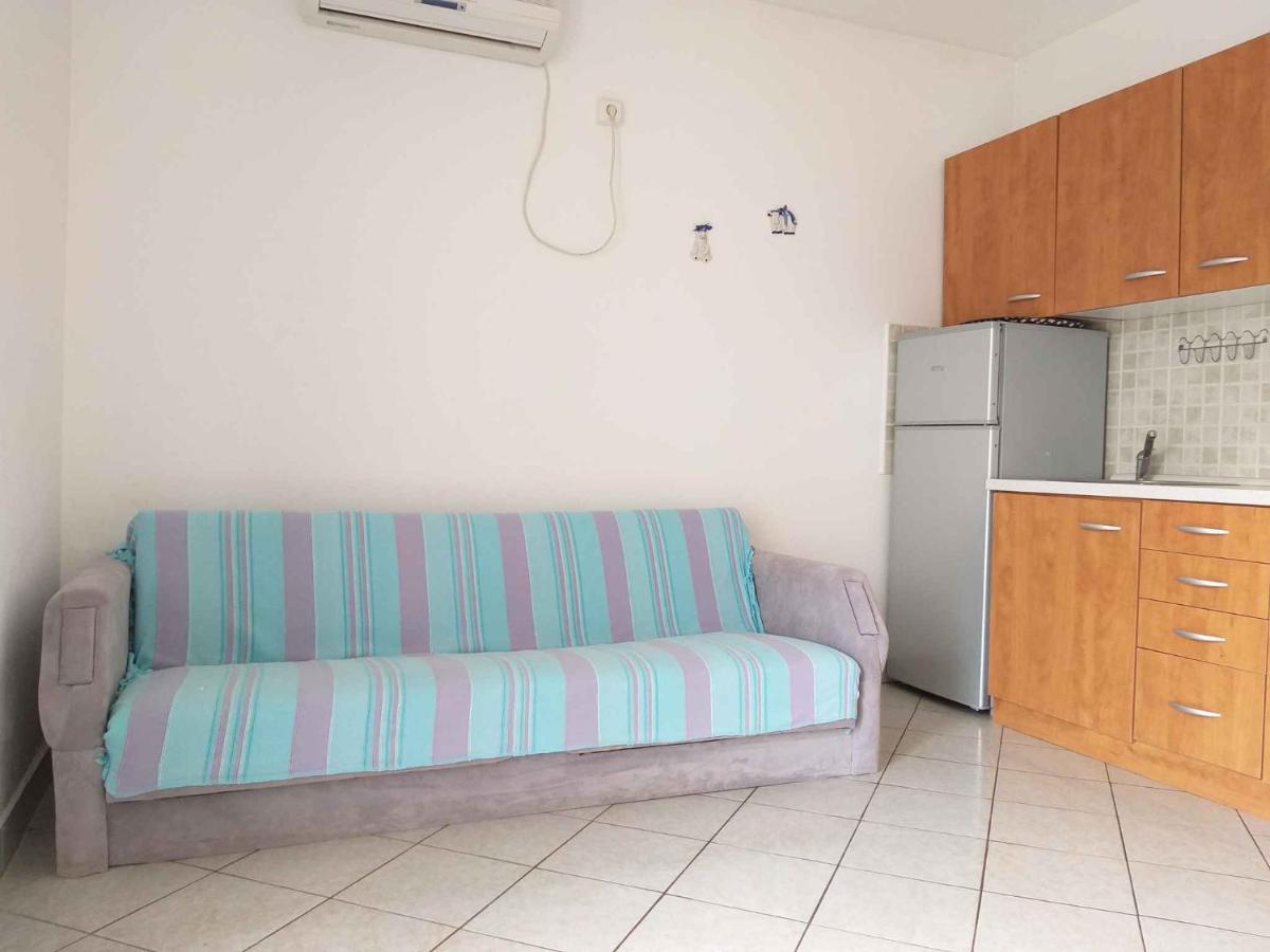 Apartments In Njivice/Insel Krk 34038 Bagian luar foto