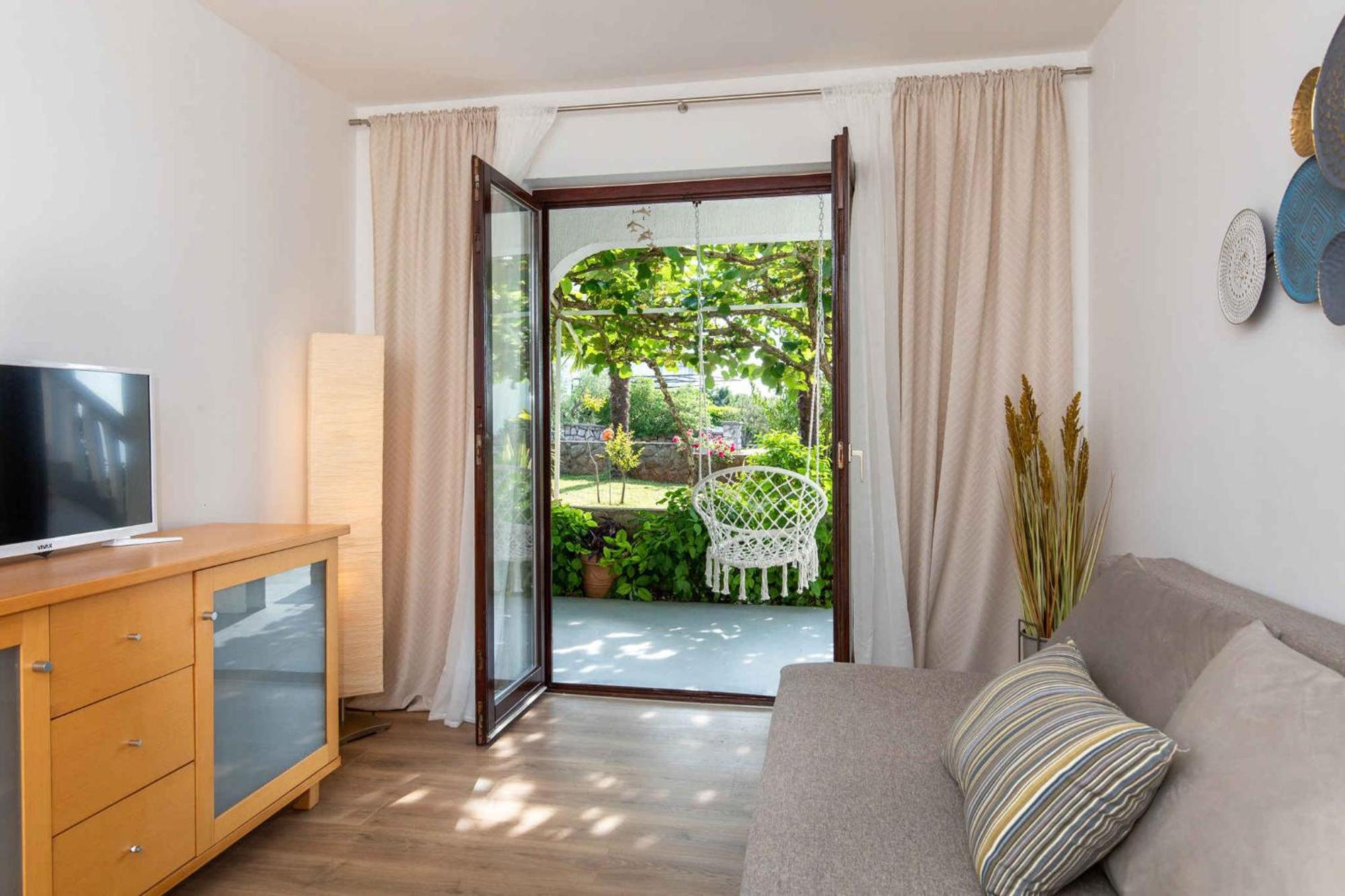 Apartments In Njivice/Insel Krk 34038 Bagian luar foto