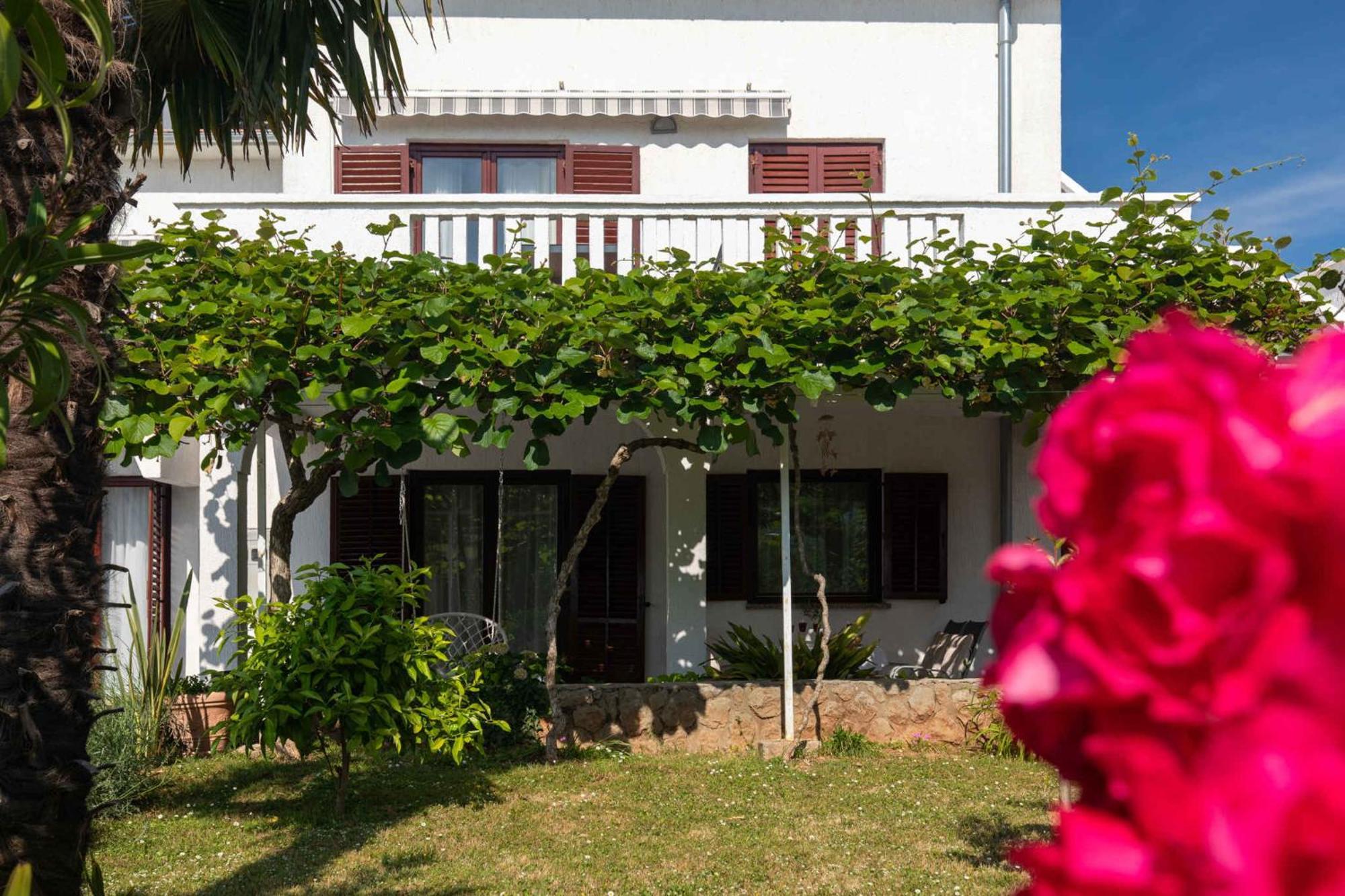 Apartments In Njivice/Insel Krk 34038 Bagian luar foto